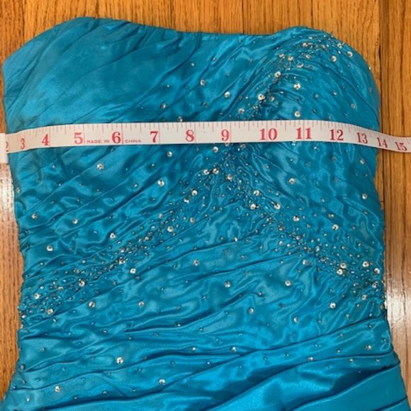 Juniors Teal Color Party Dress Size 1/2 - Picture 6 of 9